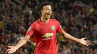 Mason Greenwood mampu menunjukan kualitas pemainannya ketika mencetak dua gol di laga Manchester United melawan AZ Alkmaar pada matchday keenam Liga Europa di Old Trafford (13/12/2019). Manchester Unite menang 4-0 atas AZ Almaar. (AFP/Paul Ellis)