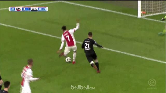 Justin Kluivert cetak gol indah saat Ajax bungkam Willem II 3-1. This video is presented by Ballball.