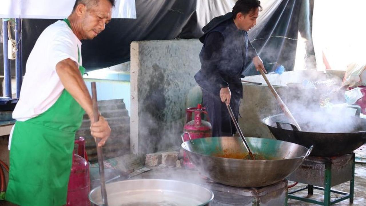 Kisah Inspiratif Rojali Bangkit dari Bencana Banjir Aceh Tamiang Berkat Dapur Umum Baznas
