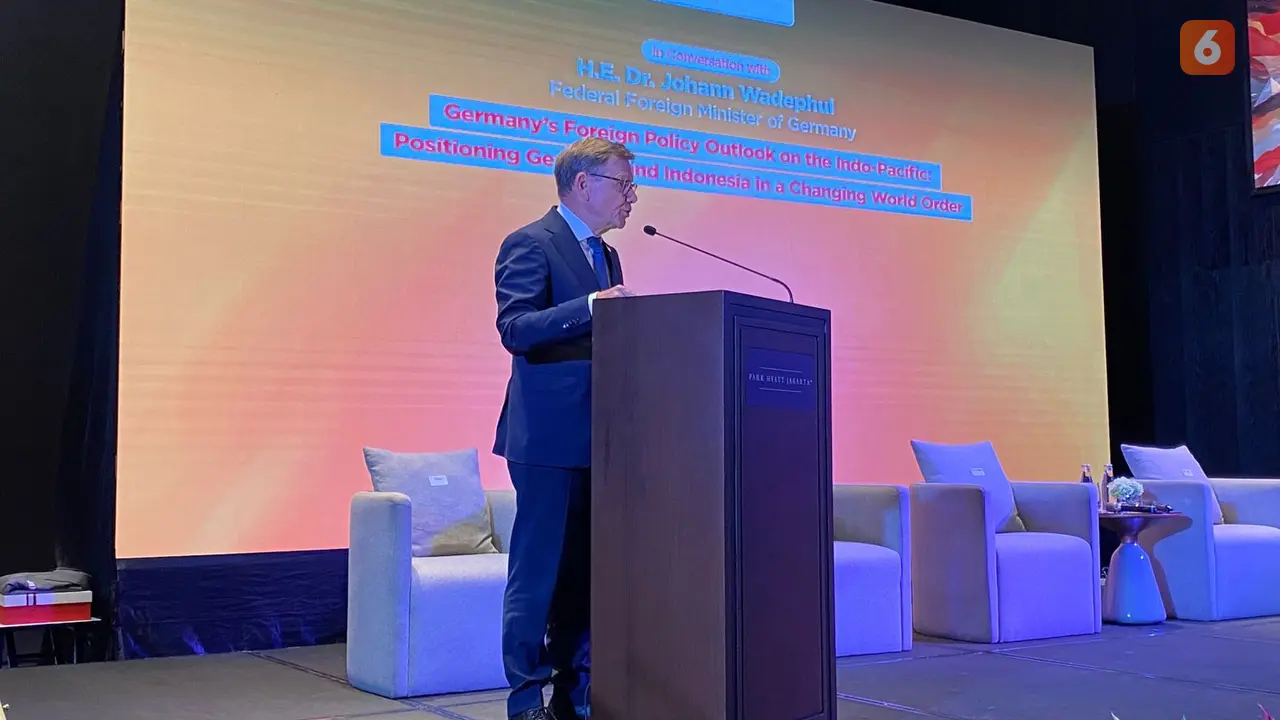 Menteri Luar Negeri Jerman Johann Wadephul pada Rabu (20/8/2025) di Jakarta menegaskan bahwa untuk menghadapi dinamika geopolitik, Jerman memperluas keterlibatan strategis di kawasan Indo-Pasifik (Dok. Liputan6.com/Teddy Tri Setio Berty).