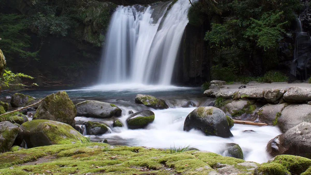 Berita air terjun api abadi Hari Ini - Kabar Terbaru Terkini | Liputan6.com