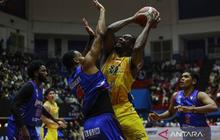 Hornsby Cetak Triple-Double Perdana, Hangtuah Jakarta Tutup Musim IBL 2026 dengan Kemenangan Gemilang