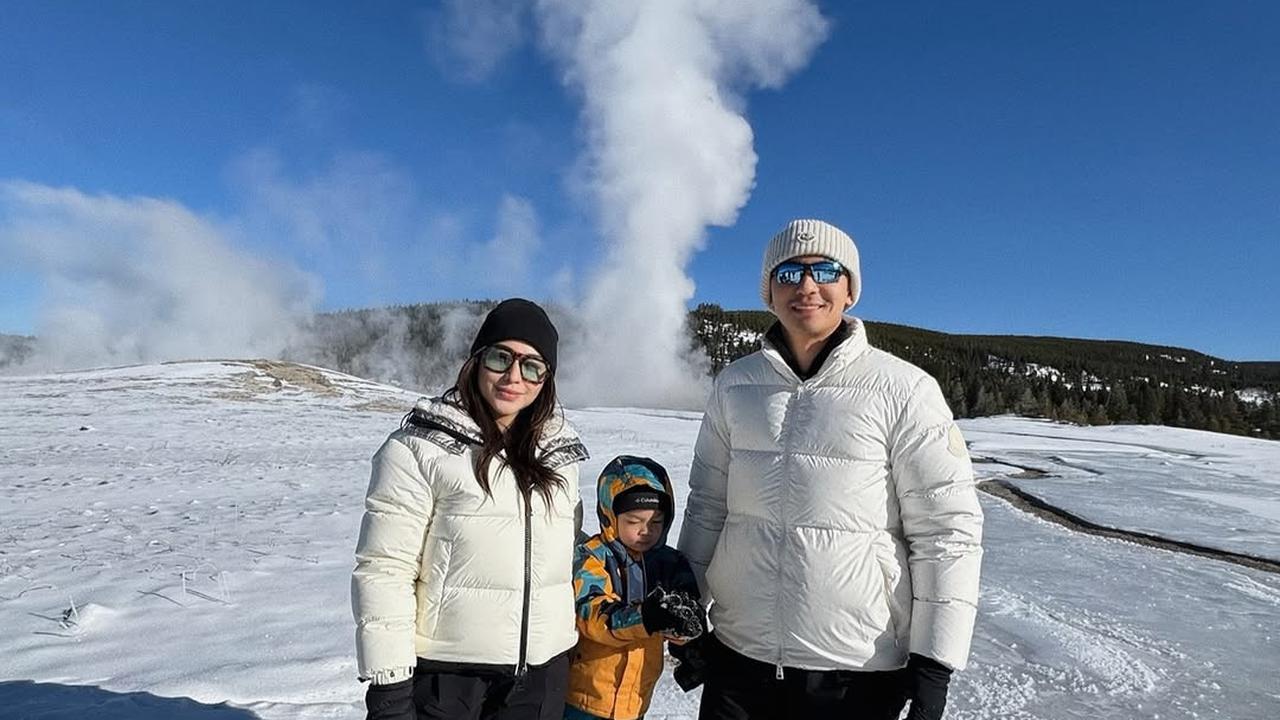Potret Nikita Willy Ajak Issa Liburan ke Taman Nasional Yellowstone Tanpa Baby Nael