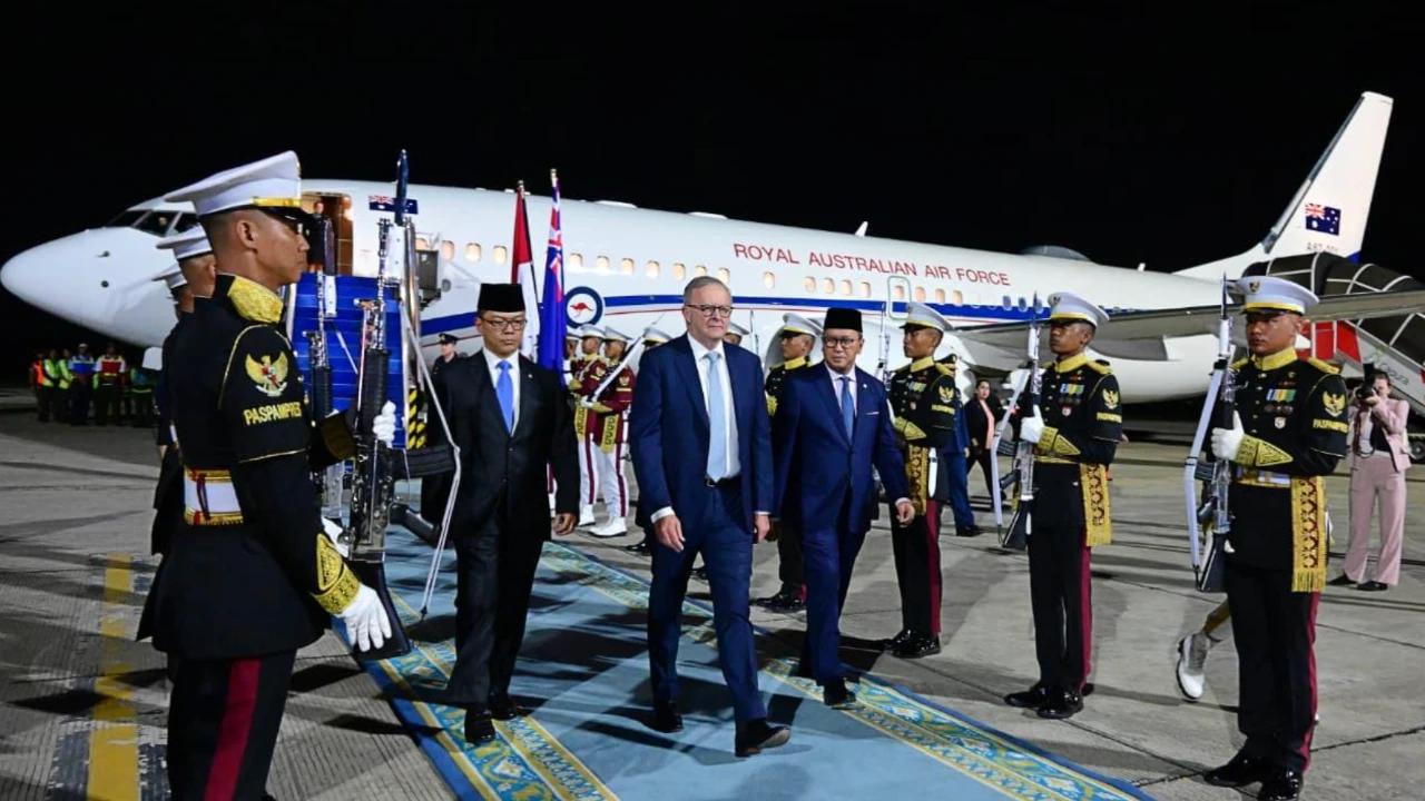 Tiba di Jakarta, PM Australia Dijadwalkan Bertemu Presiden Prabowo Besok