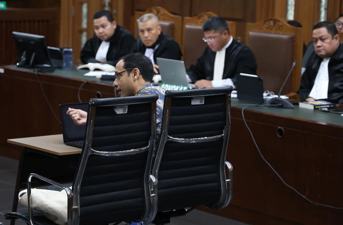 FOTO: Nadiem Jelaskan Tim Bayangan Kemendikbudristek di Sidang Chromebook