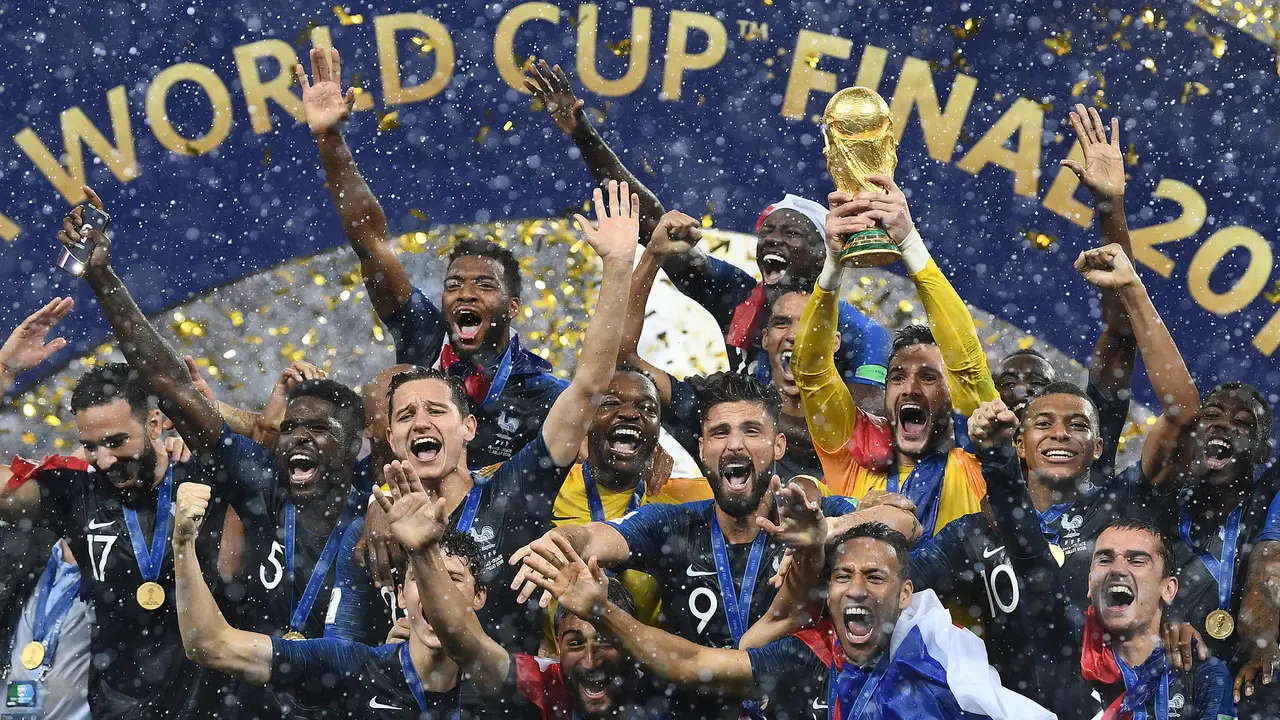 Momen Kylian Mbappe saat Bawa Prancis Juara Piala Dunia 2018