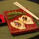 Gyoza dikenal dengan kulitnya yang tipis, bagian bawah yang renyah keemasan, serta isian yang lembut dan juicy. (Foto/dok: Pexels/Lucio Panerai)