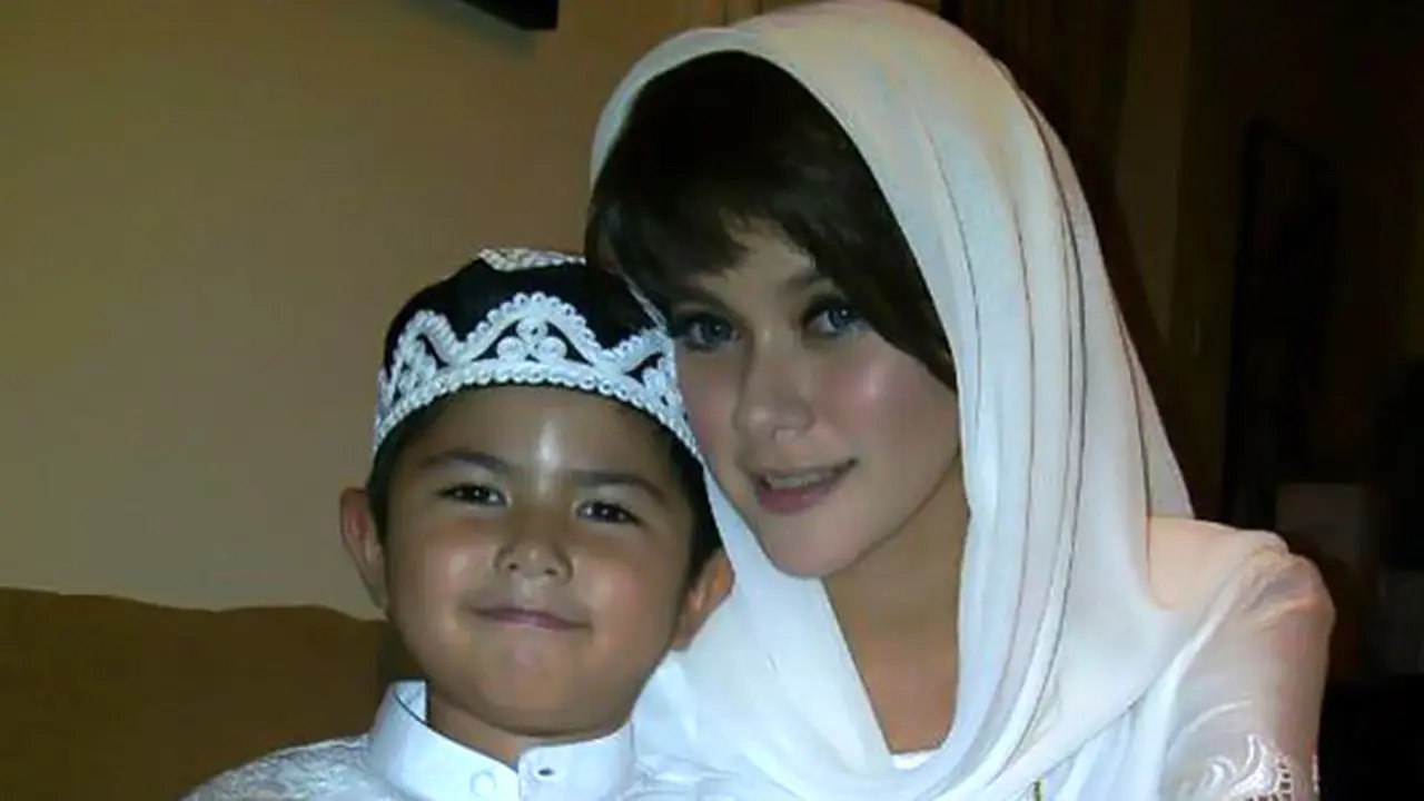 olla-ramlan-dan-anak-121218b.jpg