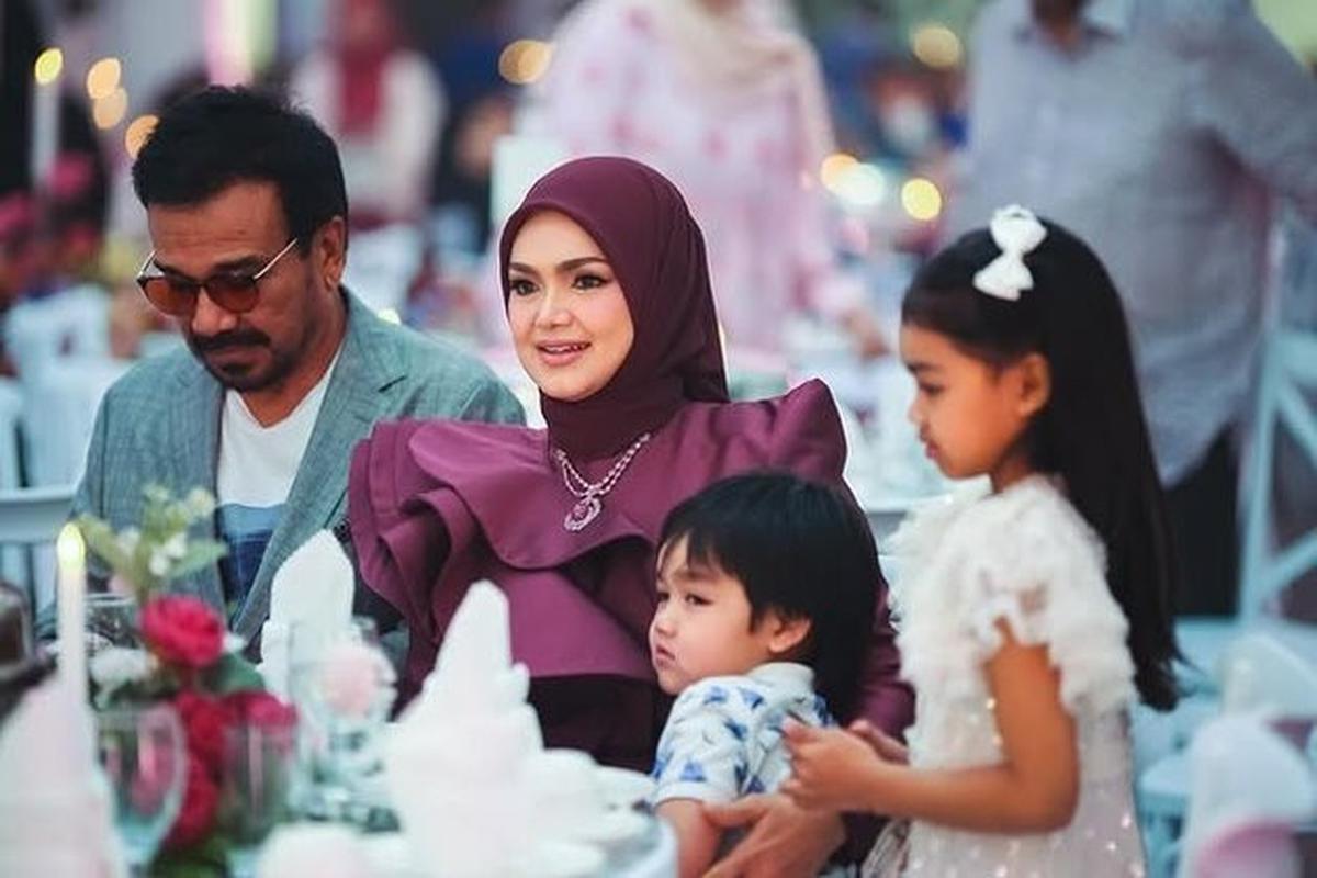 Transformasi Siti Nurhaliza saat Muda hingga Sekarang, di Usia 46 Tahun Masih Terlihat Cantik