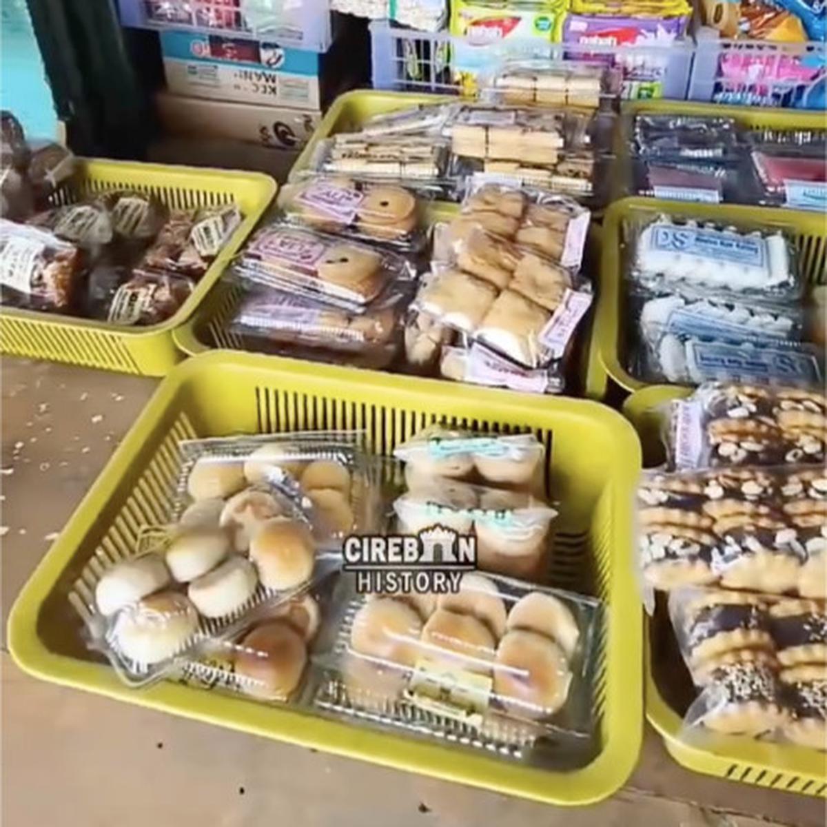 warung jualan minyak tanah