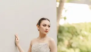 Potret acara First Kiss Wedding Rizky Febian dan Mahalini di Bali. [@axioo/williamliee/stevengun]