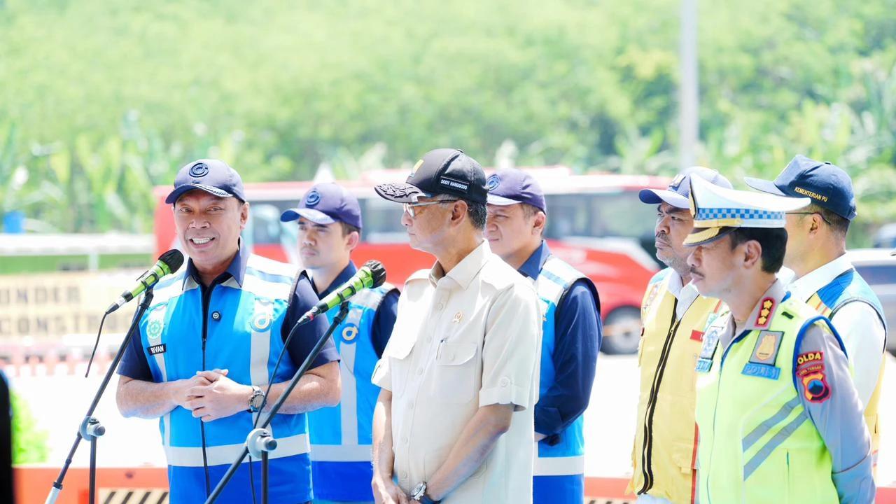 Tinjau GT Kalikangkung, Menteri PU dan Dirut Jasa Marga Pastikan Kesiapan Infrastruktur Jalan Tol Periode Arus Balik 2026