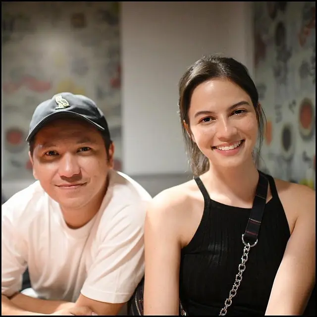 7 Pesona Juria Hartmans, Model Cantik yang Dekat dengan Gading Marten