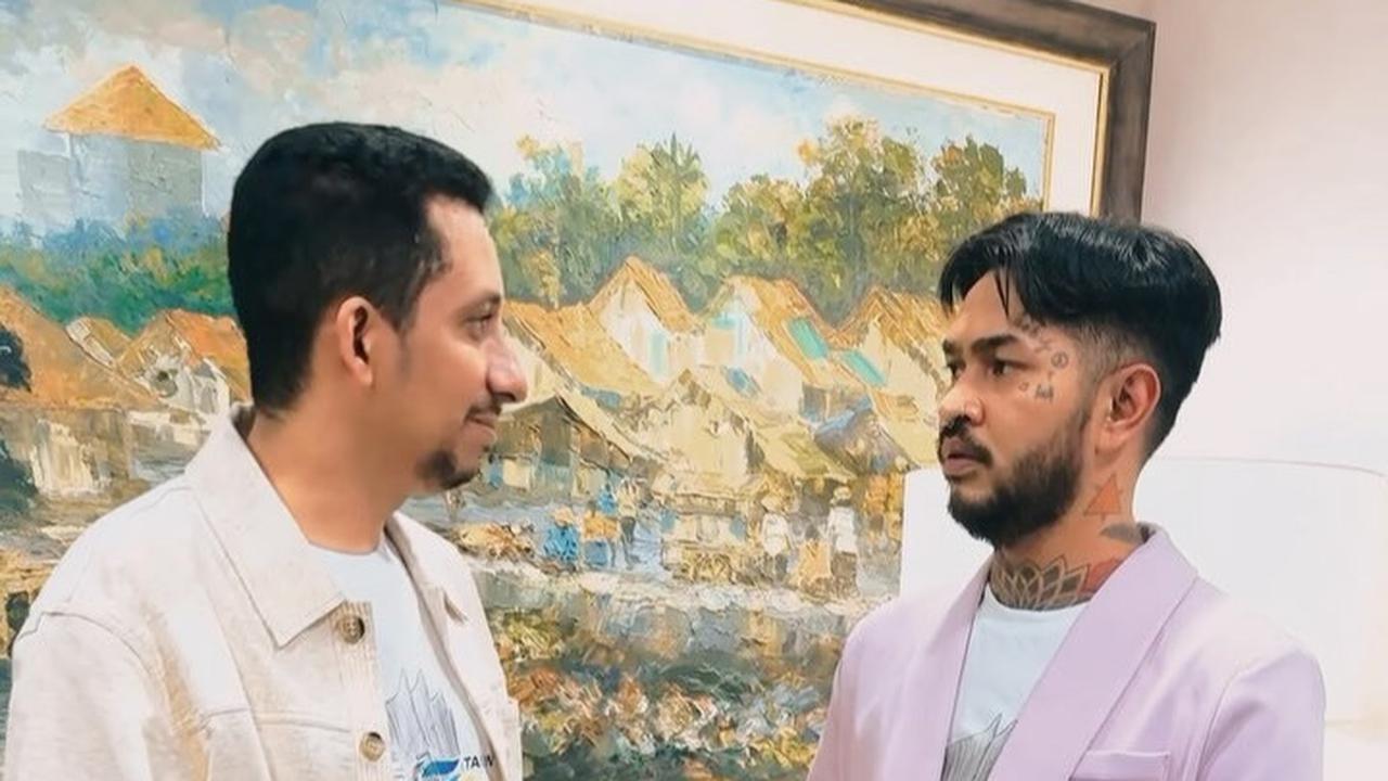 Potret Onadio Leonardo Ikut Kurban Seekor Kambing di Idul Adha, Sebut Peran Habib Jafar di Baliknya