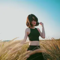 Nggak peduli lagi jelek atau lagi cakep, lima zodiak ini selalu bisa bikin orang salah fokus. (Sumber foto: unsplash.com)