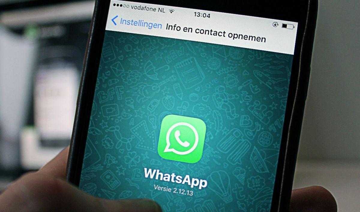 Platform media sosial yang paling penting untuk berita masih tetap Facebook, meskipun sedang mengalami penurunan dalam jangka panjang.