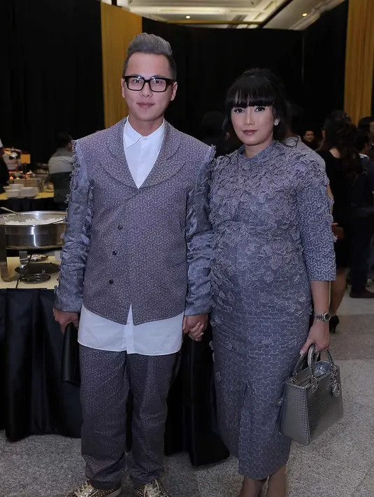 Kini fokus pasangan ini pada kesehatan jabang bayi yang dikandungnya. Begitu juga dengan kondisi sang ibu yang sedang mengandung. Harapannya selalu sehat hingga melahirkan kelak. (Deki Prayoga/Bintang.com)