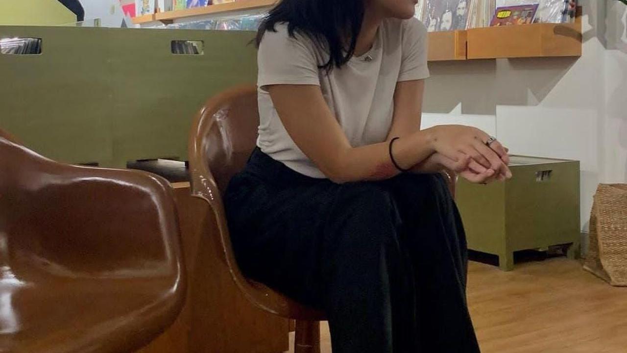 Di laman instagramnya, Audi sudah memiliki banyak sekali pengikut. Ia pun cukup aktif membagikan sederet potretnya dengan pose yang terbilang nyeleneh.