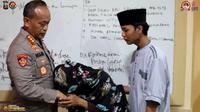 Polrestabes Palembang memilih memberikan pekerjaan kepada salah satu pencuri ketimbang memproses secara hukum. (Foto: Istimewa).