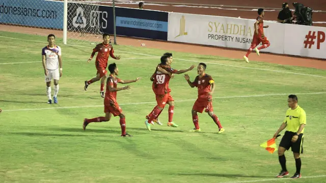 Persis Solo