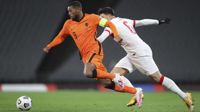 Burak Yilmaz Hattrick, Turki Bungkam Belanda 4-2