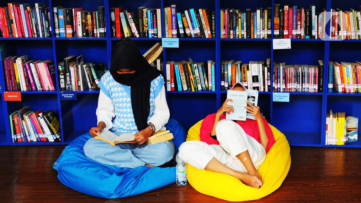 Taman Literasi Martha Christina Tiahahu