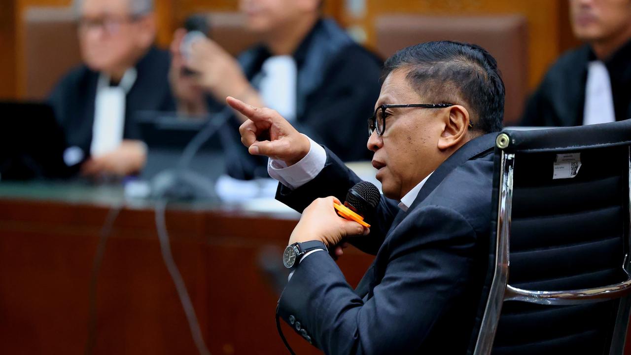 Di Sidang, Hasto Mengaku Diminta Mundur dari Sekjen PDIP dan Tak Pecat Jokowi