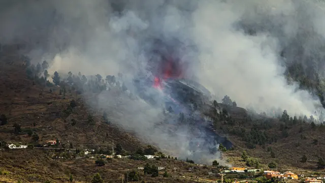 Gunung Berapi Cumbre Vieja di Spanyol Meletus