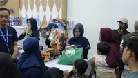 Serunya Belanja Baju Lebaran Bareng Anak-anak Mualaf Keturunan Baduy