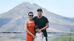 Bali memang menjadi salah satu destinasi wisata para keluarga selebritii. Dalam momen liburan keluarga ini Glenn dan Chelsea Olivia yang pernah tinggal di Bali waktu Covid-19 ini terlihat menikmati momen liburannya bersama anak-anak dan keluarga besar. (Liputan6.com/IG/@chelseaoliviaa)