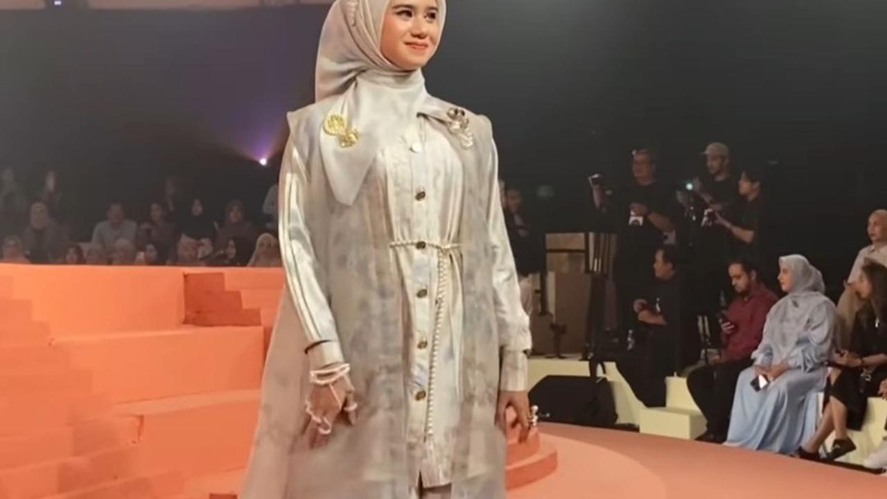 10 Foto Tissa Biani Tampil dengan Busana Hijab di Acara Zaskia Sungkar dan Shireen Sungkar, Bikin Pangling