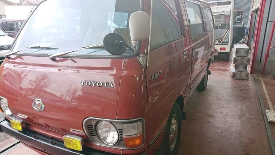 Facebook/Sri Lankan Van Riders