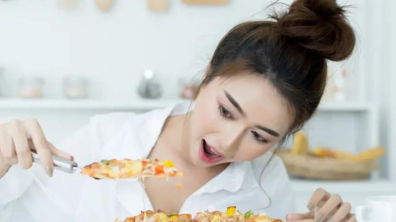 7 Jenis Makanan yang Harus Dihindari untuk Menjaga Kolesterol Anda