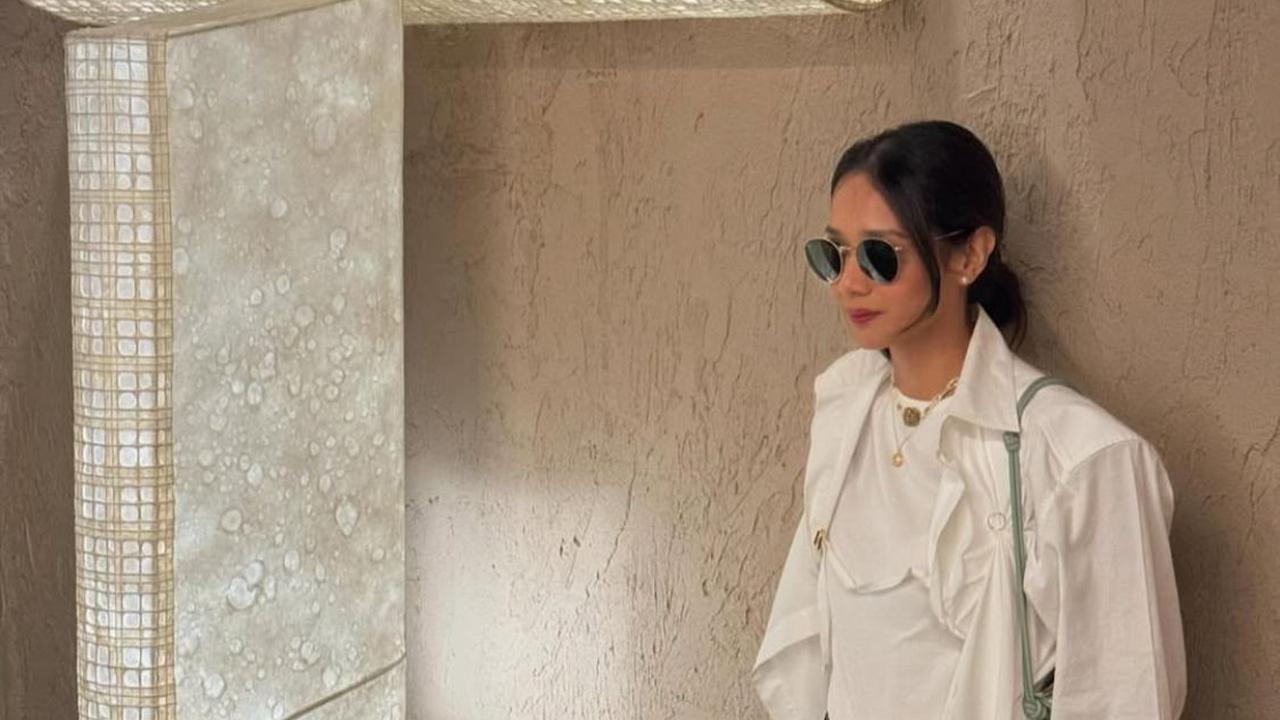 7 Gista Putri dengan Gaya Memukau, Tetap Langsing Meski Sudah Jadi Ibu