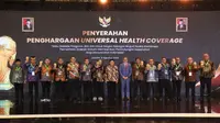 Penghargaan UHC Awards di The Krakatau Grand Ballroom TMII pada Kamis (8/8/24). (Foto: Istimewa)