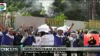 Memperingati Hari Ibu tanggal 22 Desember, Muhamad Zuhdi memberikan pelayanan tambal ban, pengisian angin, dan pergantian ban secara gratis.