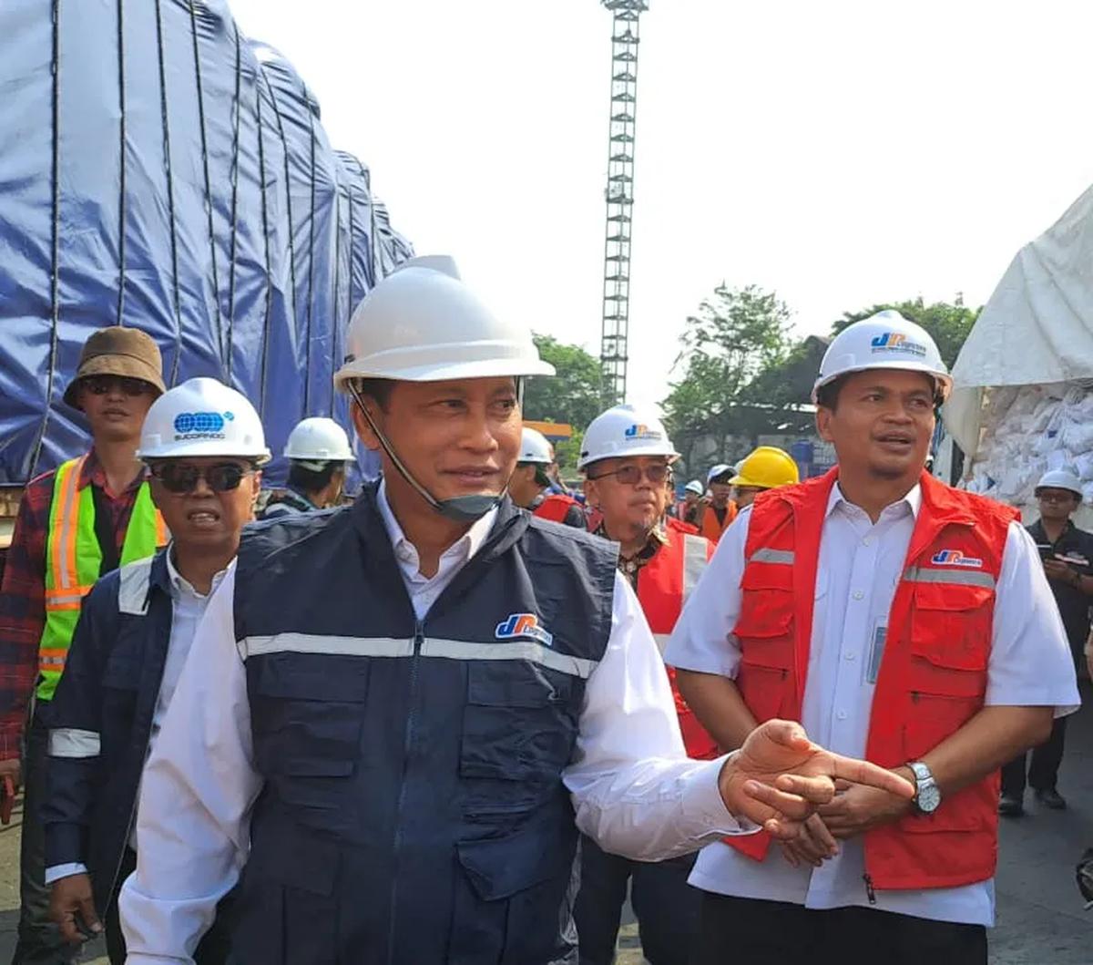 Budi Waseso menuturkan bahwa komitmen China merupakan sebuah kesempatan Indonesia untuk memperkuat cadangan beras. Apalagi beberapa negara peng-eskpor beras melakukan penutupan eskpornya.&nbsp;