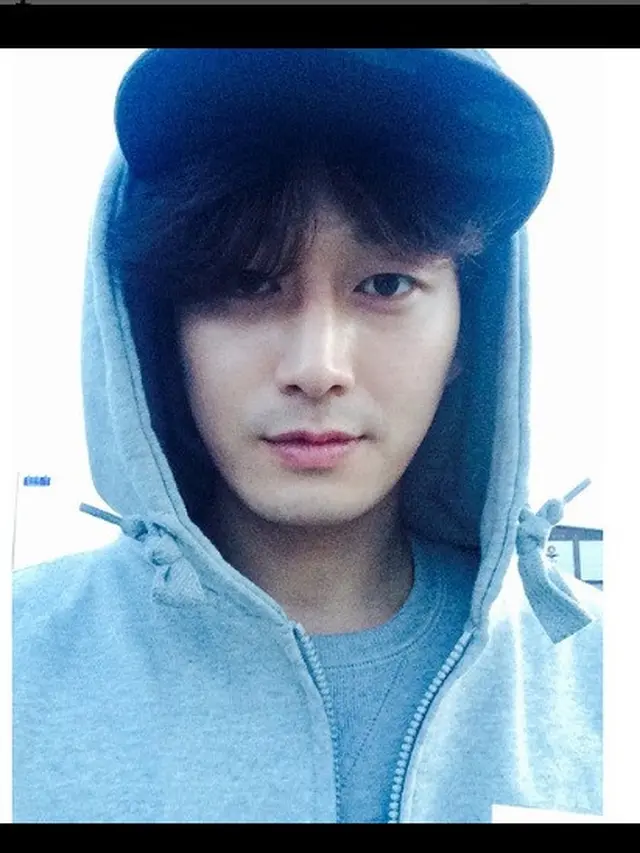 Potret dulu dan kini Lee Hyun Wook, pemeran Lee Hyung Ju di drakor Remarriage & Desires Netflix (Foto: Instagram @wook0617_