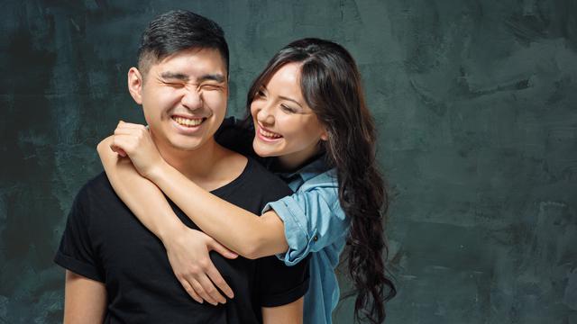 Ilustrasi pasangan cinta, romantis, bahagia