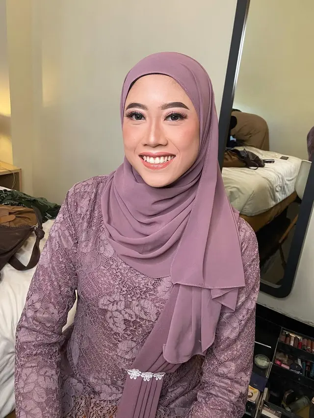 Gaya Megawati Hangestri Pakai Kebaya (Foto: Instagram @megawatihangestrip)