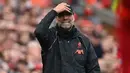 Di laga lain, Liverpool secara mengejutkan terkena comeback apik dari Brighton. Anak asuh Jurgen Klopp harus puas bermain imbang 2-2. (AFP/Paul Ellis)