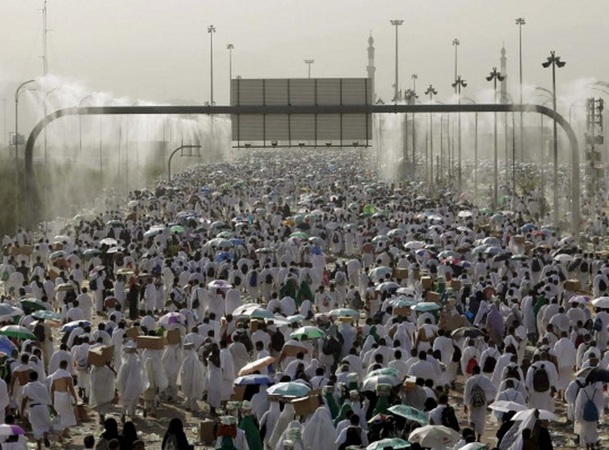 Pemandangan menakjubkan jutaan jemaah haji wukuf di Arafah