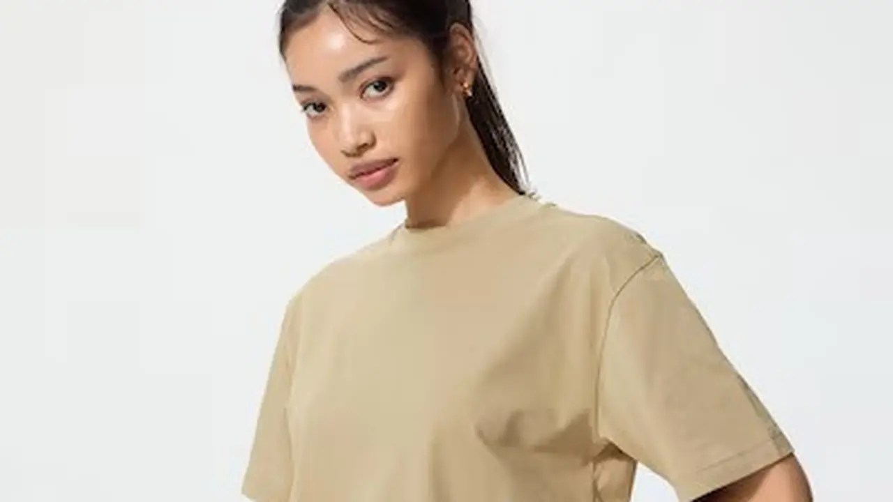 Padu Padan Kaos untuk Tampilan Kantor