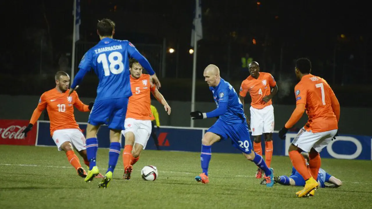 Islandia vs Belanda