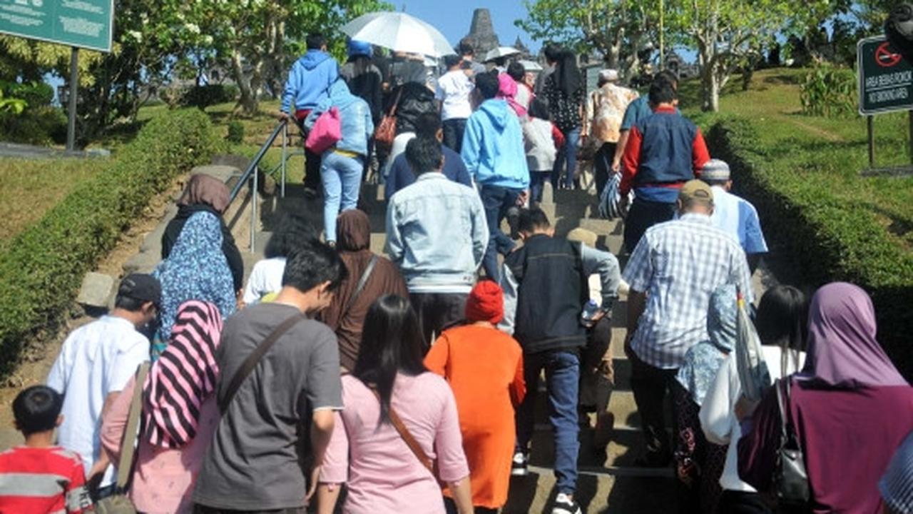 Hari ketiga Lebaran, Candi Borobudur banjir pengunjung