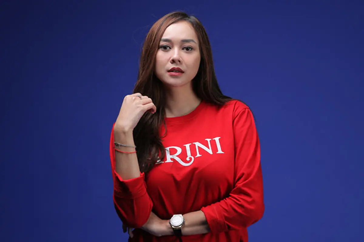 [Bintang] Aura Kasih
