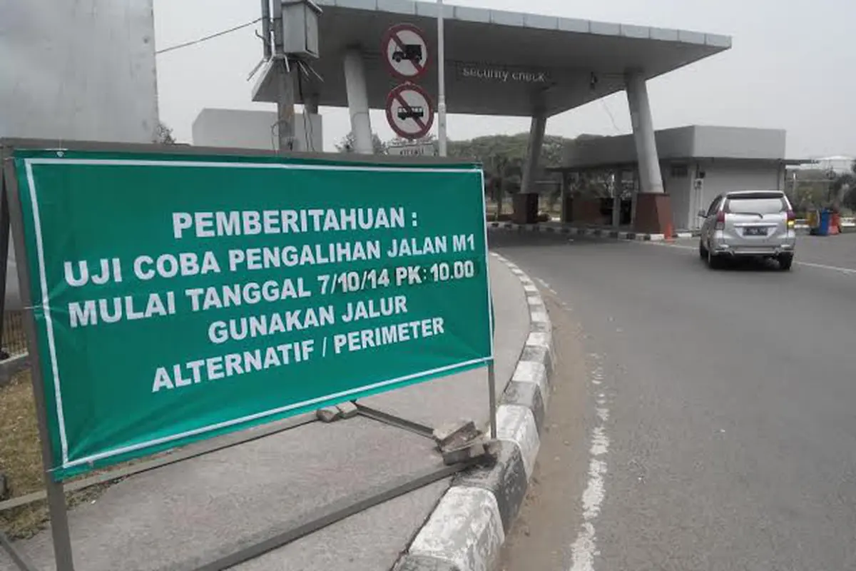 Papan Pengumuman Penutupan Jalan M1 Bandara Soetta Sudah Dipasang