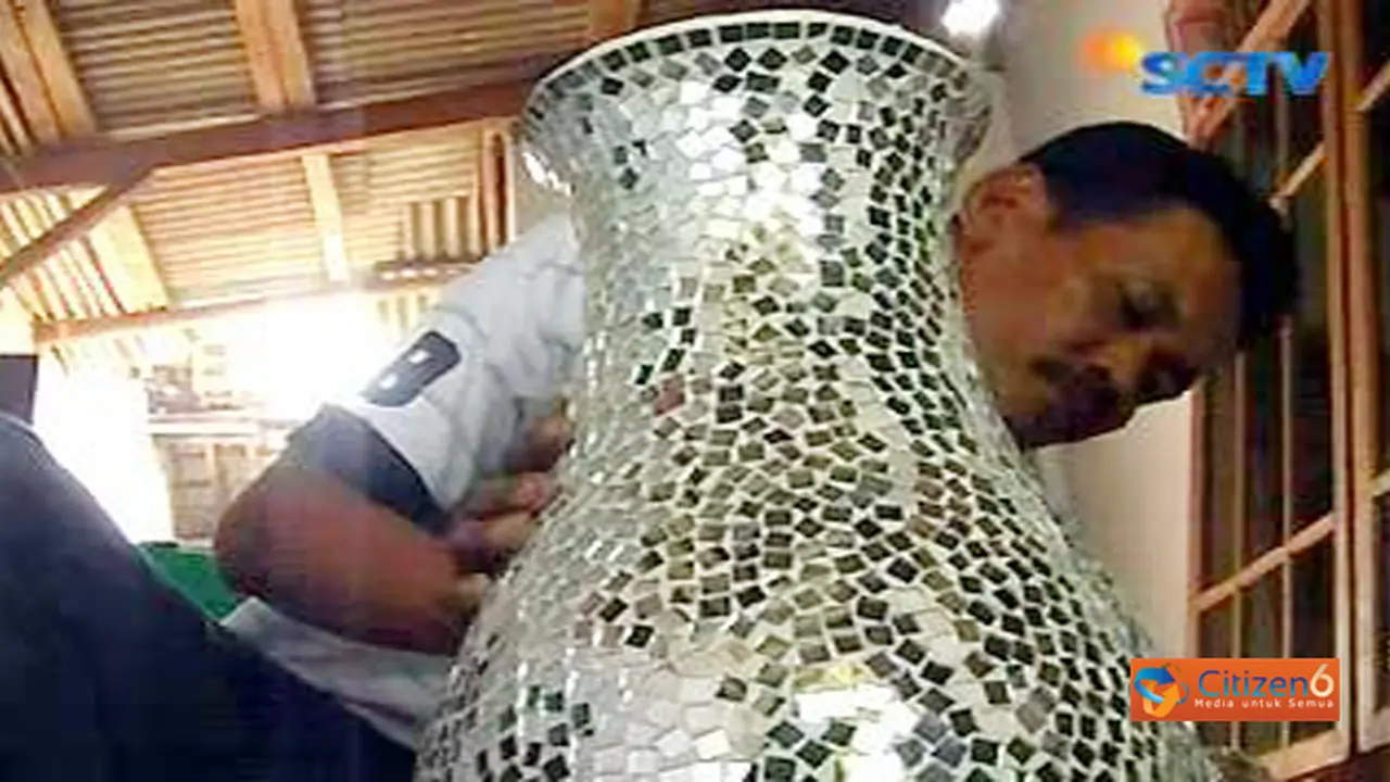 Kerajinan Daur Ulang Sampah Menghasilkan Seni dan Uang