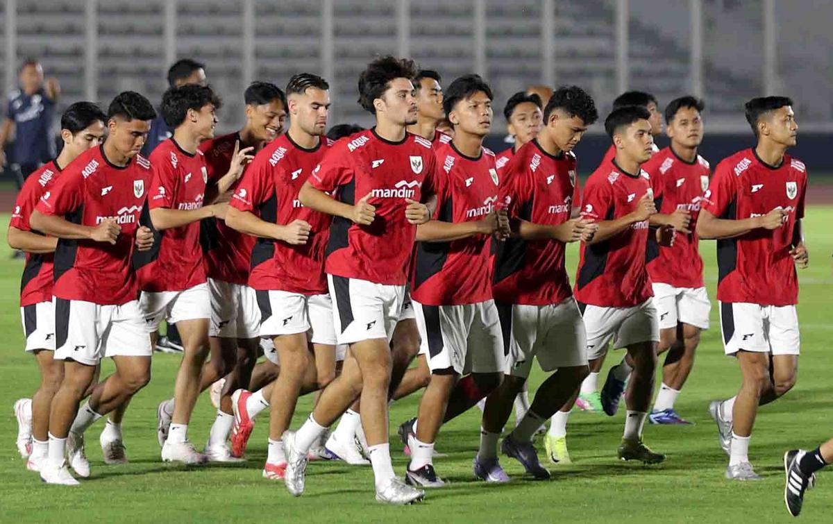 FOTO: Jelang Piala AFF U-23 2025, Timnas Indonesia Panaskan Mesin di Stadion Madya Jakarta