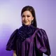 Dalam pemotretan terbarunya, Maia tampil glamor mengenakan gaun ungu bervolume rancangan desainer Wiki Wu (@wikiwu5), menghadirkan perpaduan sempurna antara kemewahan, keanggunan, dan sentuhan dramatis yang memukau. [@maiaestiantyreal].